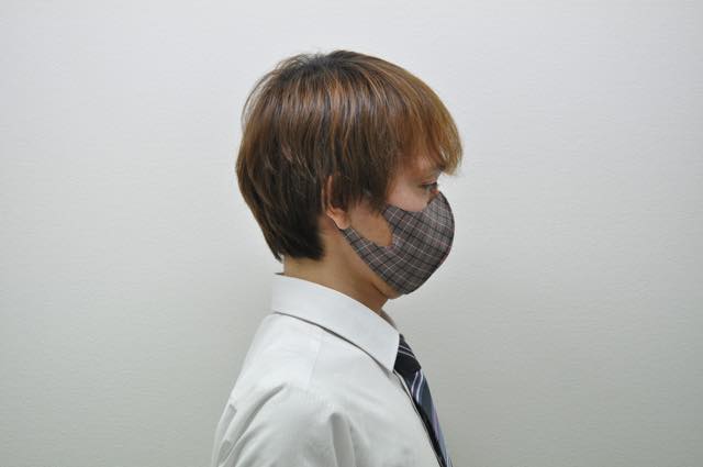 オリジナルマスクの着用イメージ