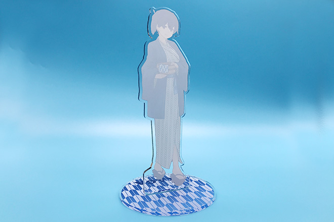 浴衣美人の情緒を感じるアクリルスタンド