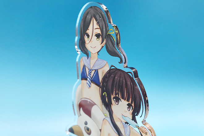 奥行き感で魅せる！かもめと水着少女のアクリルスタンド