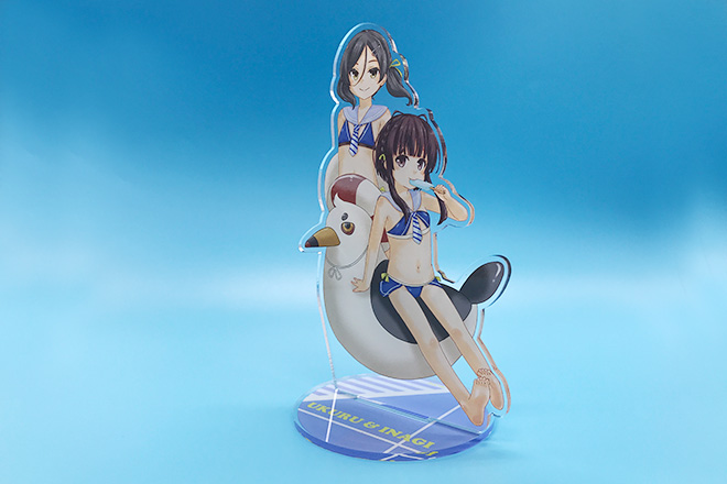 奥行き感で魅せる！かもめと水着少女のアクリルスタンド