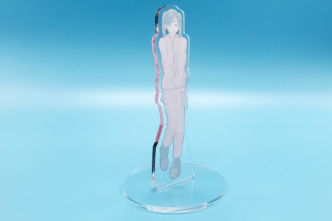 上目遣いの女の子がかわいいアクリルスタンド