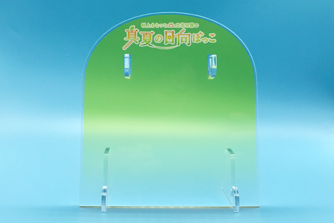 半透明のイエローが優しく彩るアクリルフックスタンド