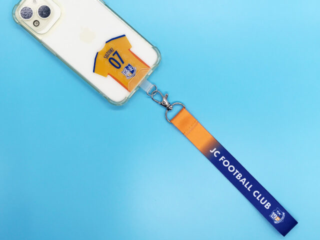 スポーツチームのオリジナルグッズにフォンタブ付きスマホストラップが選ばれる理由