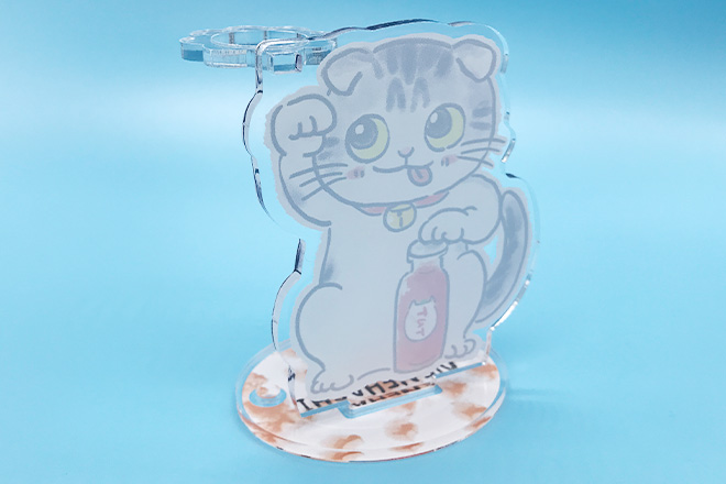 招き猫に癒やされるアクリルペンスタンド