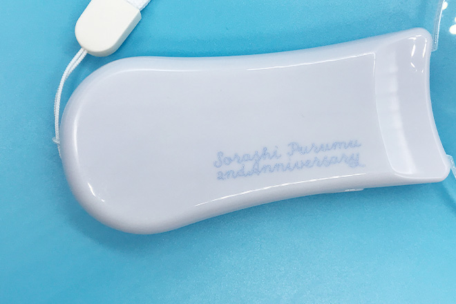 動物シルエットとやさしいラインが光を彩るペンライト