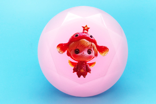 大きな瞳のちびキャラが輝くダイヤ型リングライト