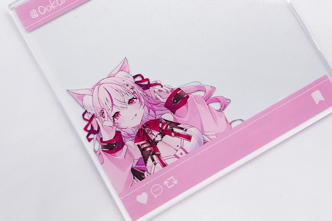 大型サイズの存在感！ピンクカラーがかわいい女の子アクリルキーホルダー